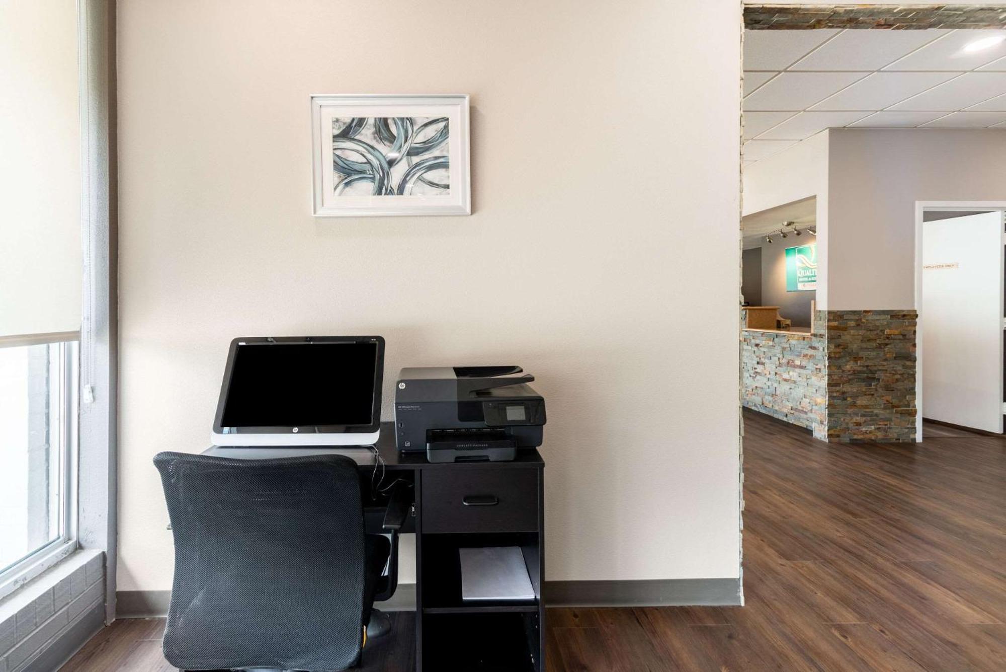 Quality Inn & Suites Vandalia Near I-70 And Hwy 51 Экстерьер фото