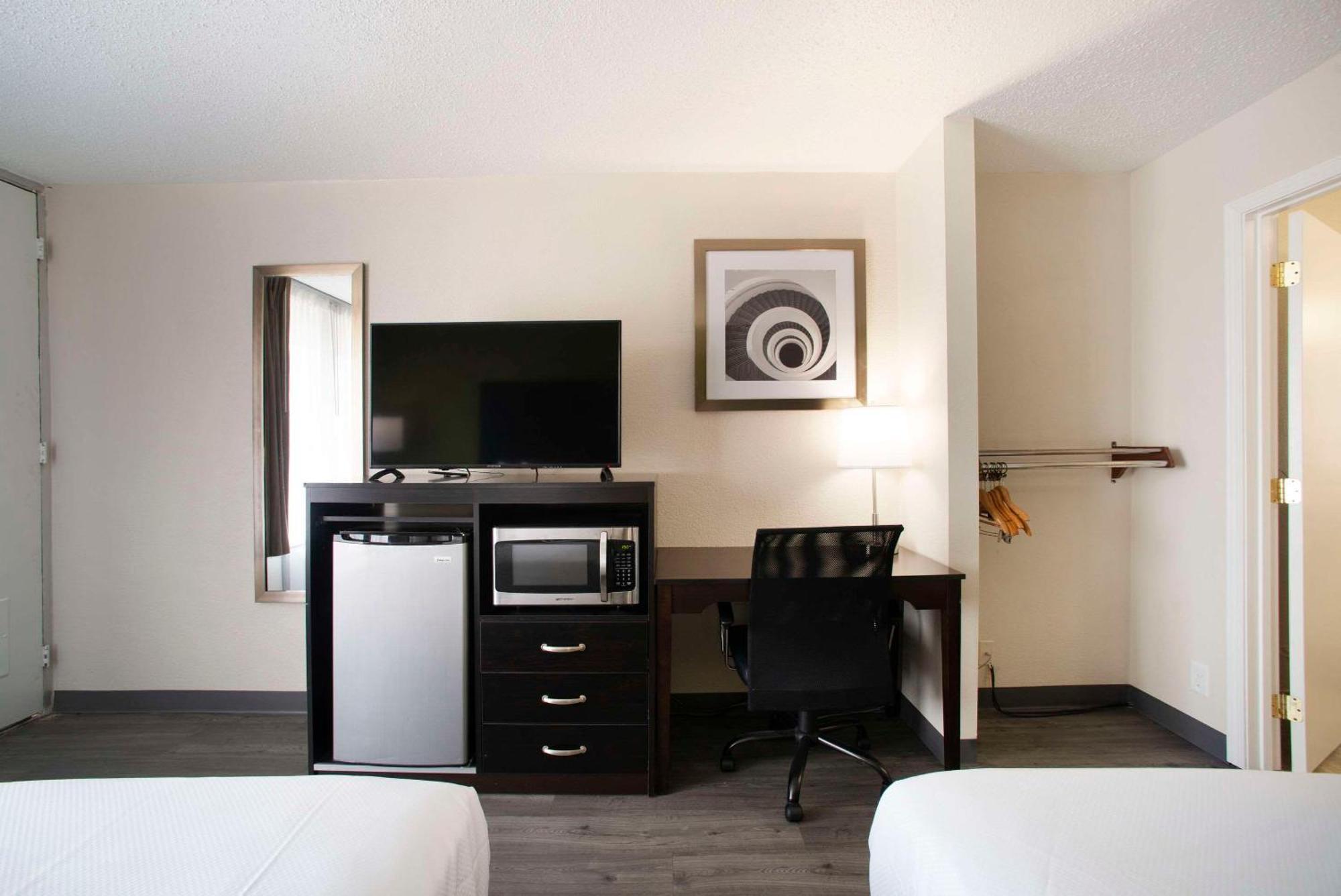 Quality Inn & Suites Vandalia Near I-70 And Hwy 51 Экстерьер фото