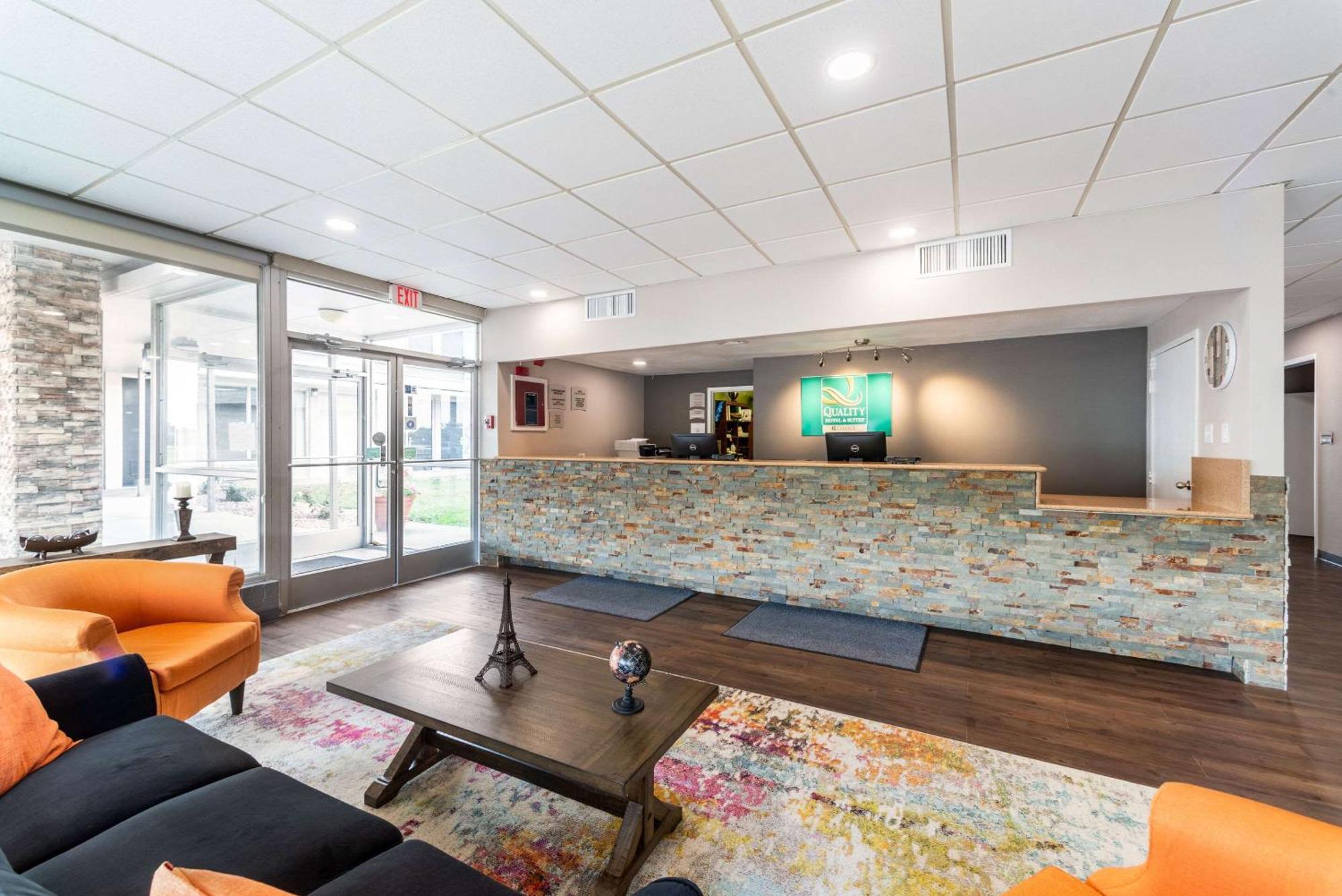 Quality Inn & Suites Vandalia Near I-70 And Hwy 51 Экстерьер фото